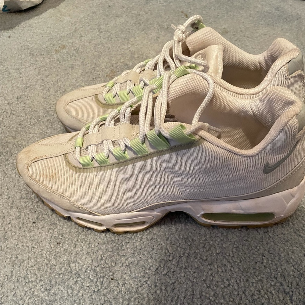 Nike air Max's 95s